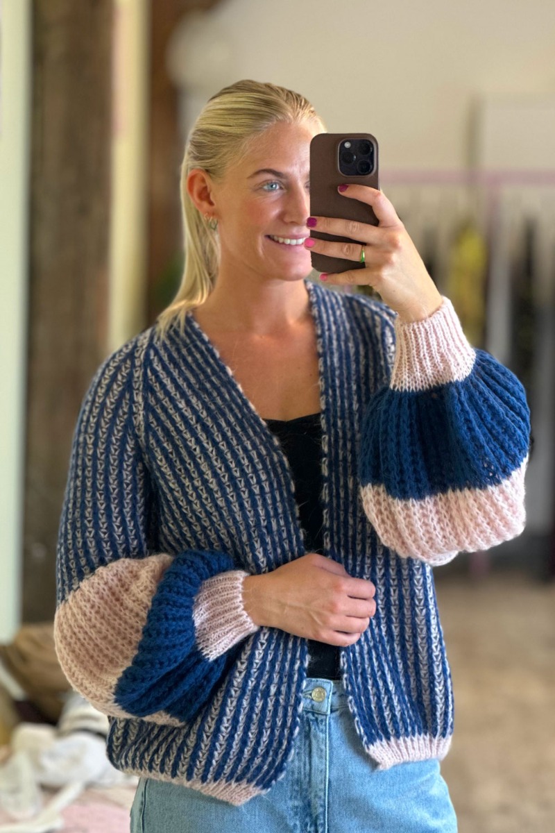 Cardigan   Liana Knit Cardigan   Rose Navy fra Noella