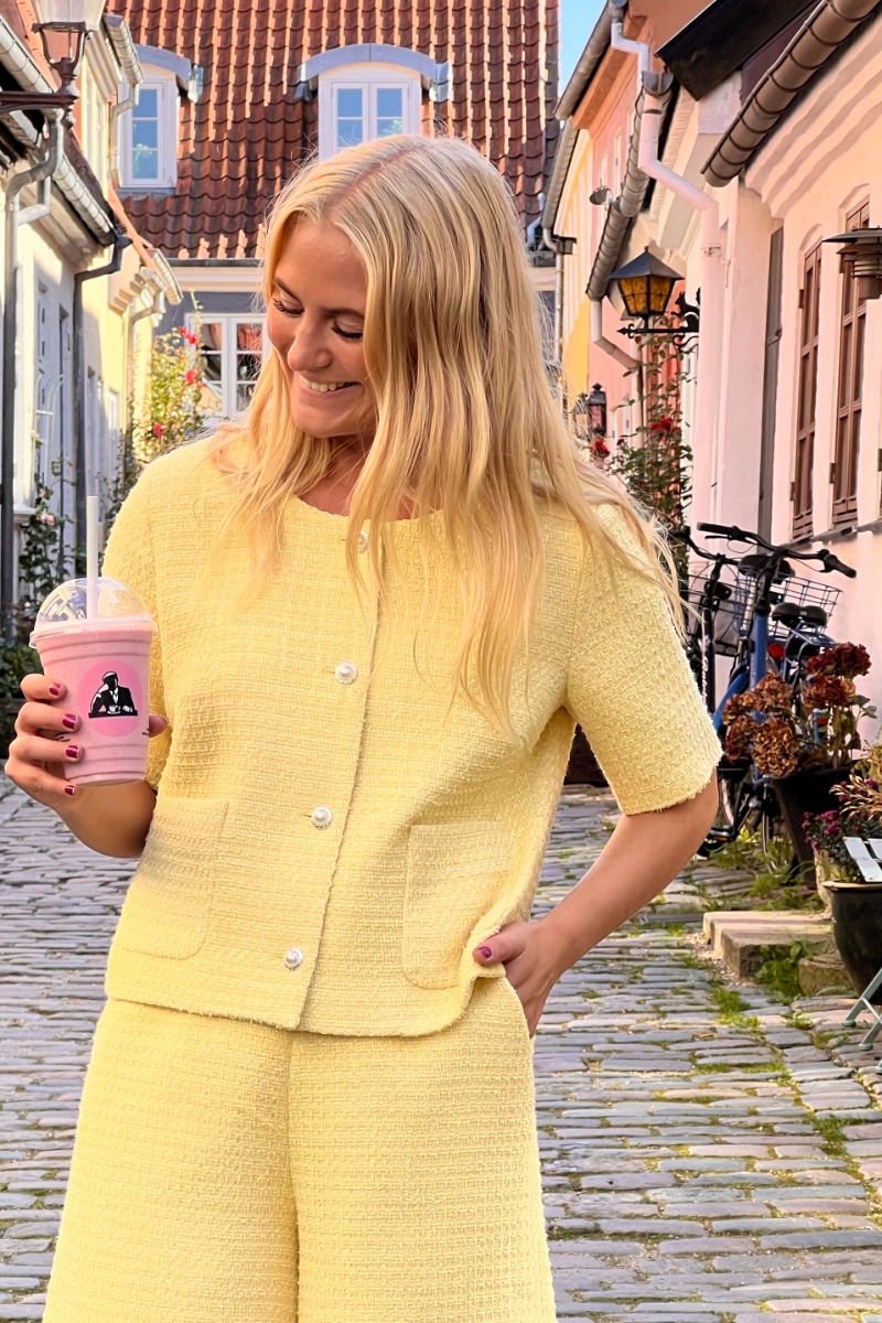 Blazer   Nuindia Ss Blazer   Golden Haze fra Nümph