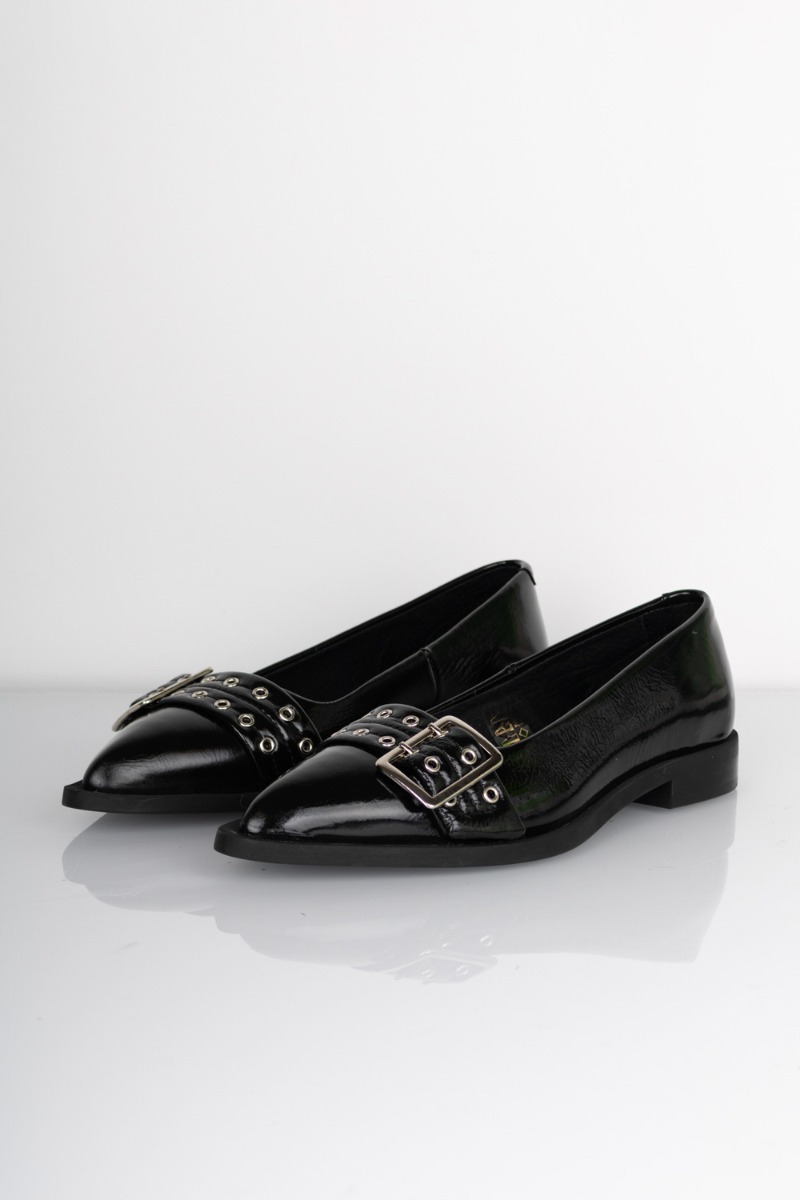 Sko   Saso Low   Black Patent fra Pavement