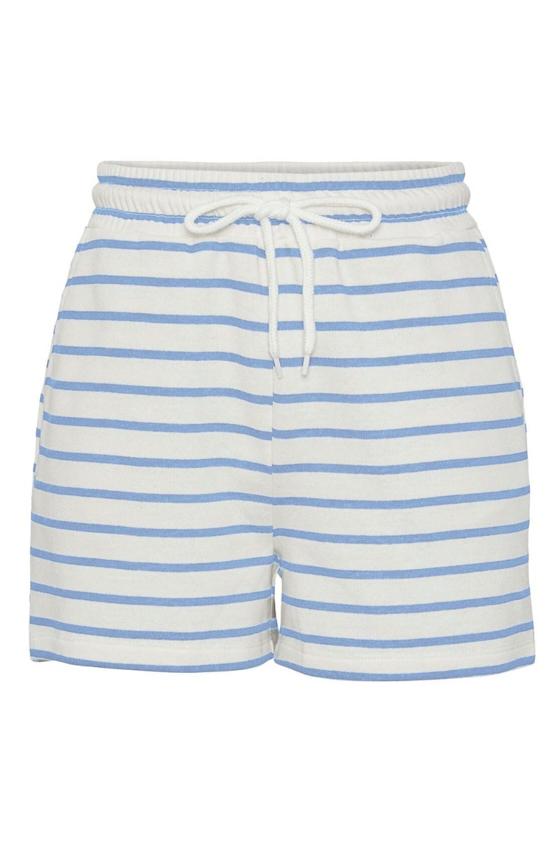 Shorts   Pc Chilli Summer Hw Shorts Stripe   Cloud Dancer Light Blue fra Pieces