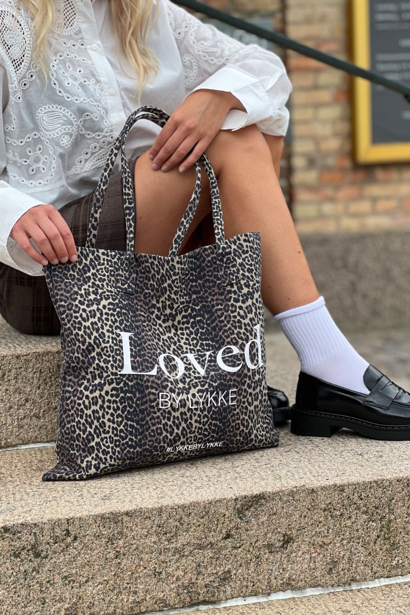 Loved By Lykke X     Taske   Pc Lykke Totebag   Black Leopard fra Pieces