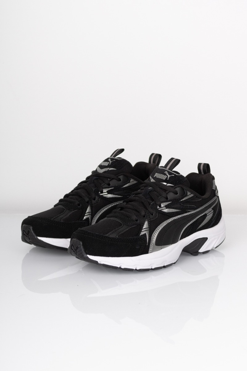 Sneakers   Milenio Tech Suede   Black Silver Cool Dark Grey fra Puma