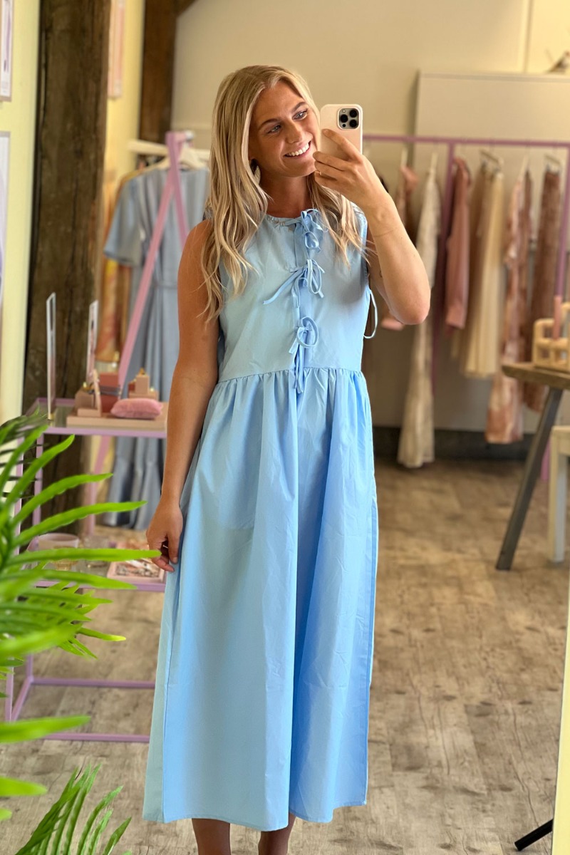 Kjole   Giro Dress   Blue fra Sisters Point